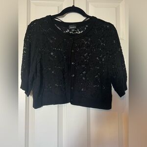 EUC Torrid cropped lace button up sweater. Size 1.